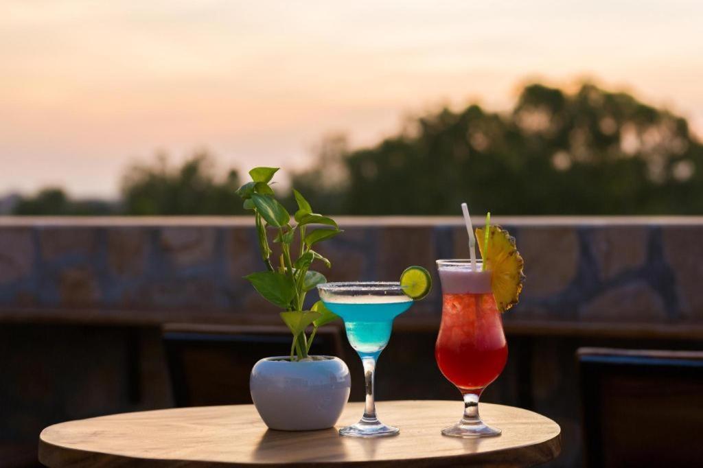 The Grand Cyclo Boutique Suite & Spa Siem Reap Buitenkant foto
